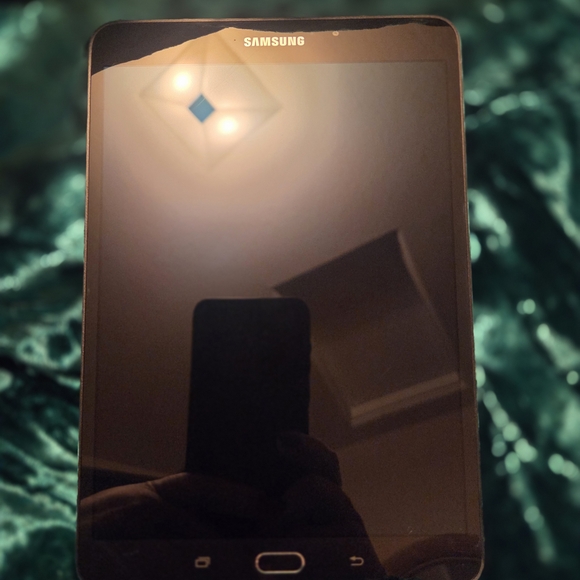 Galaxy Tab S2 8.0" 32GB (Wi-Fi) - Picture 2 of 9